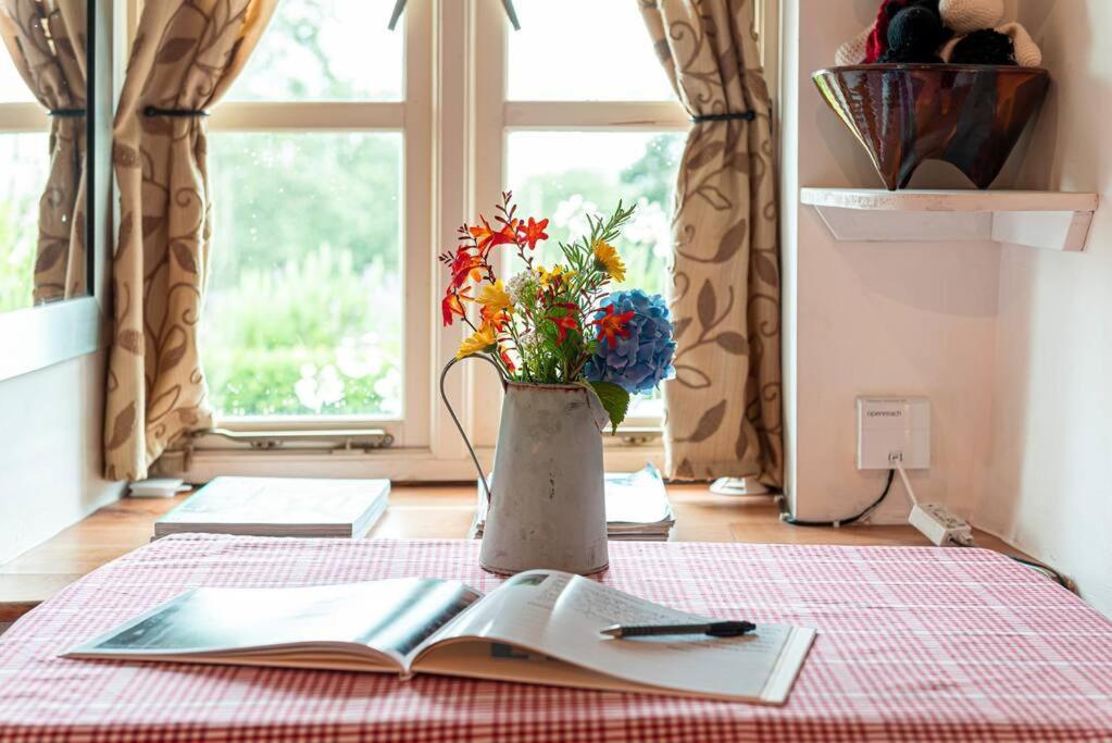 Traditional Stone Cottage With Sea Views In Snowdonia National Park Brynkir Екстериор снимка